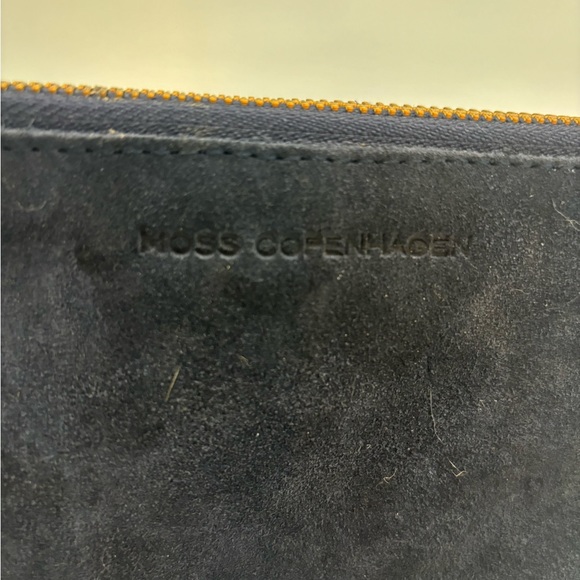 MOSS COPENHAGEN Suede Clutch - Picture 8 of 8